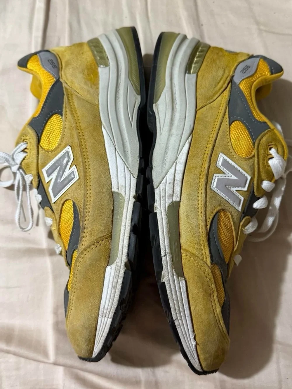 Men’s New Balance 992 M992BB Gold Cream Size 10.5 No Box
